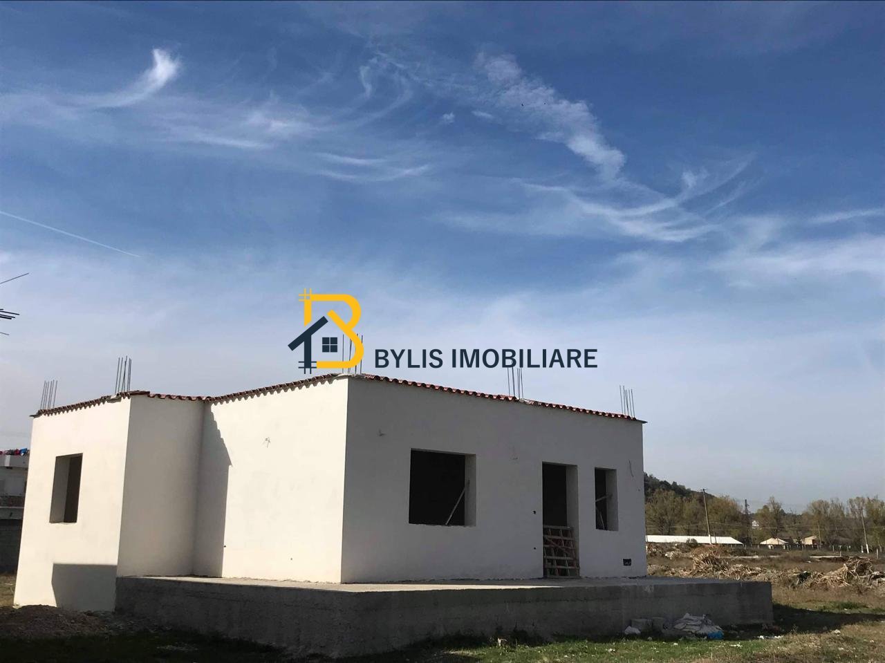 Shitet Shtepi Private ne Kombinat